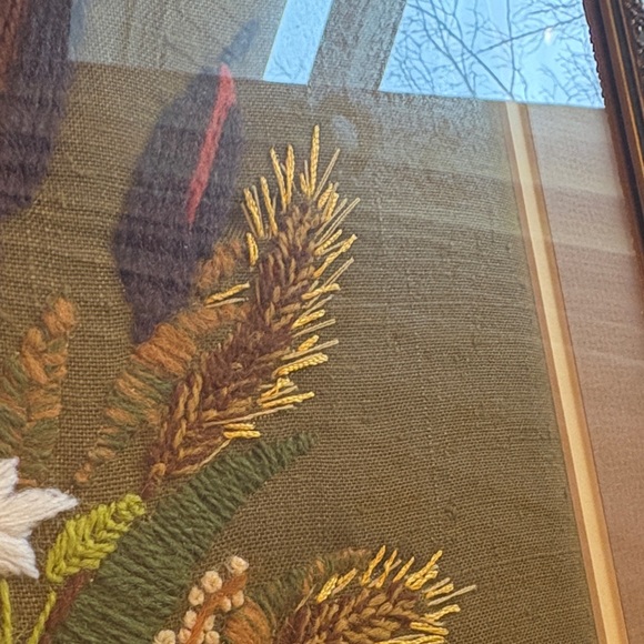 VTG Floral Crewel Embroidery Wall Art - Picture 7 of 8